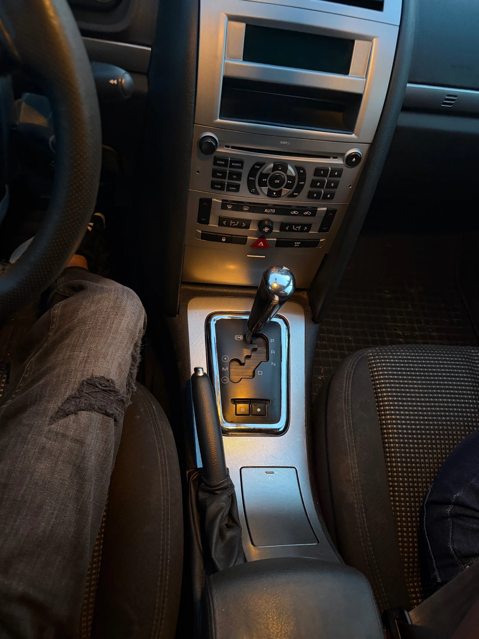 Peugeot 407, снимка 12 - Автомобили и джипове - 54802442