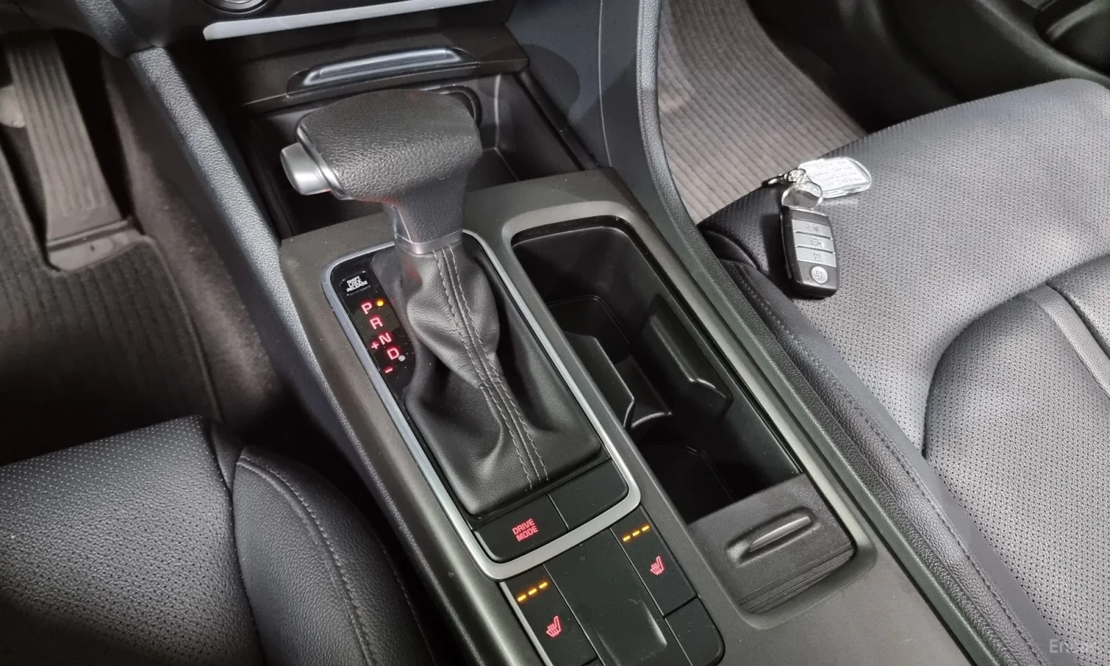Kia K5, снимка 9 - Автомобили и джипове - 55212561