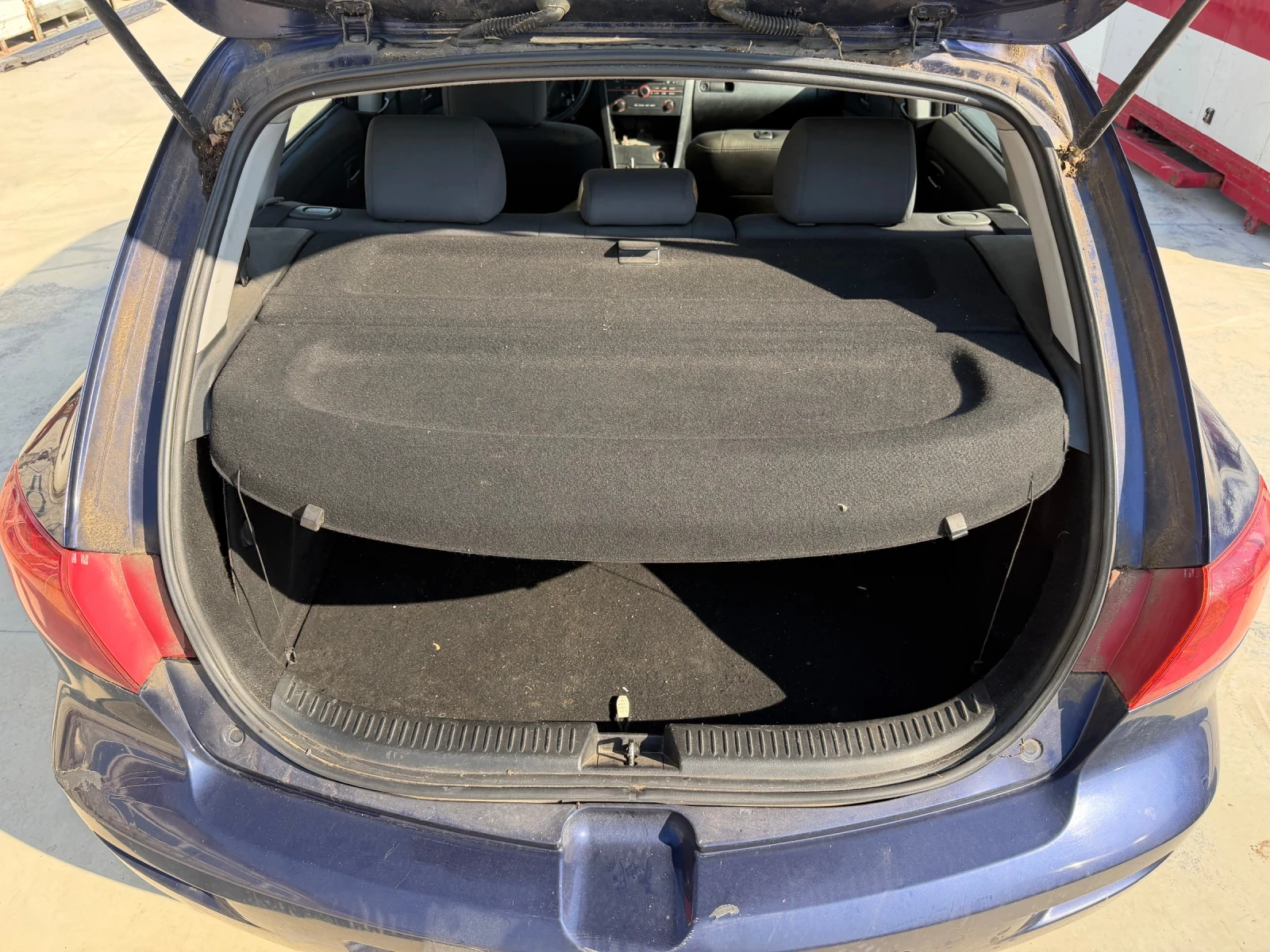 Mazda 3 1.6hdi, снимка 7 - Автомобили и джипове - 55343212