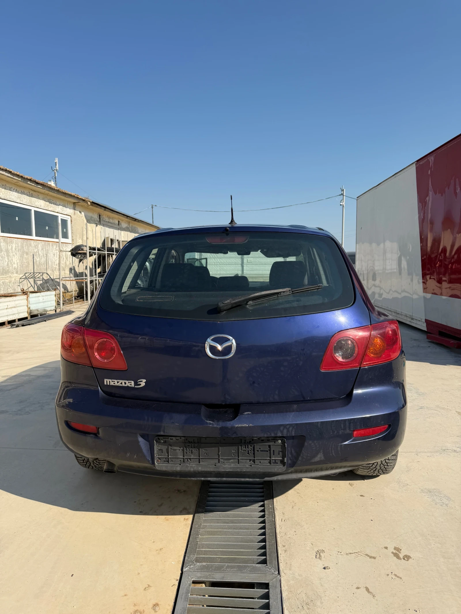 Mazda 3 1.6hdi, снимка 4 - Автомобили и джипове - 55343212