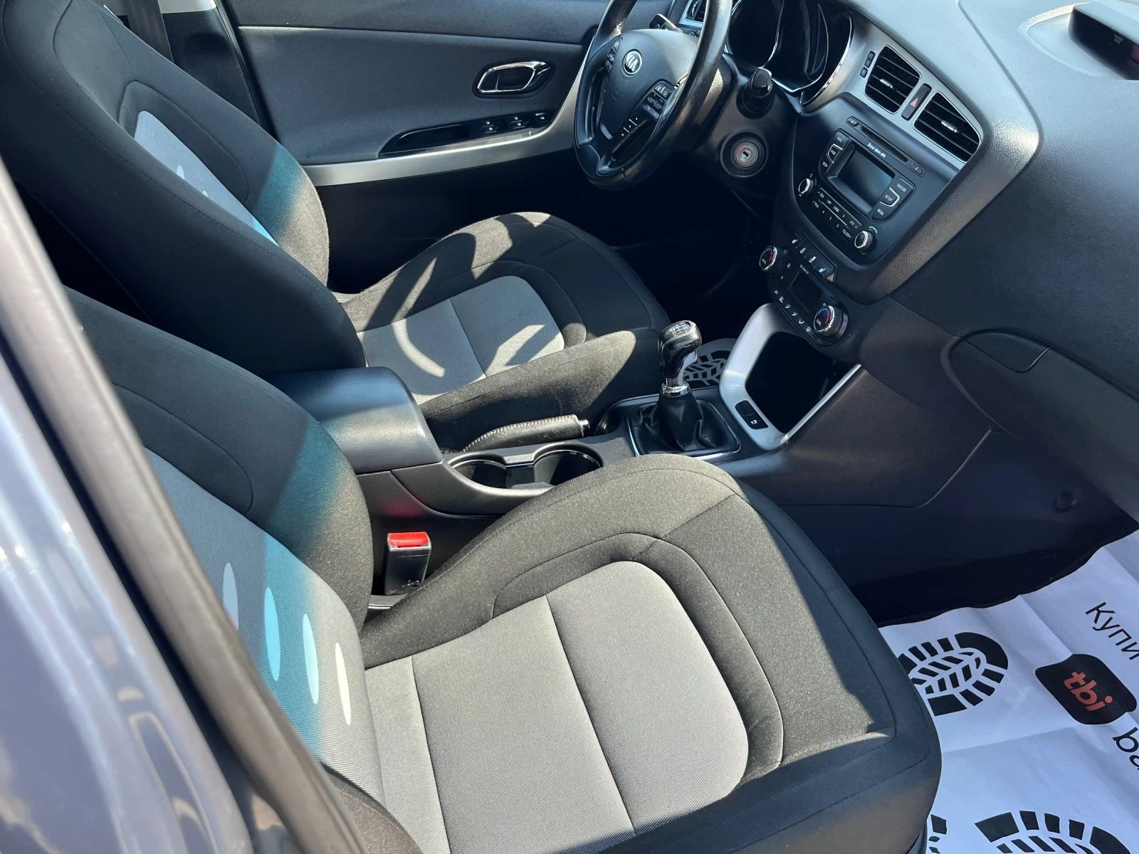 Kia Ceed, снимка 15 - Автомобили и джипове - 55381281