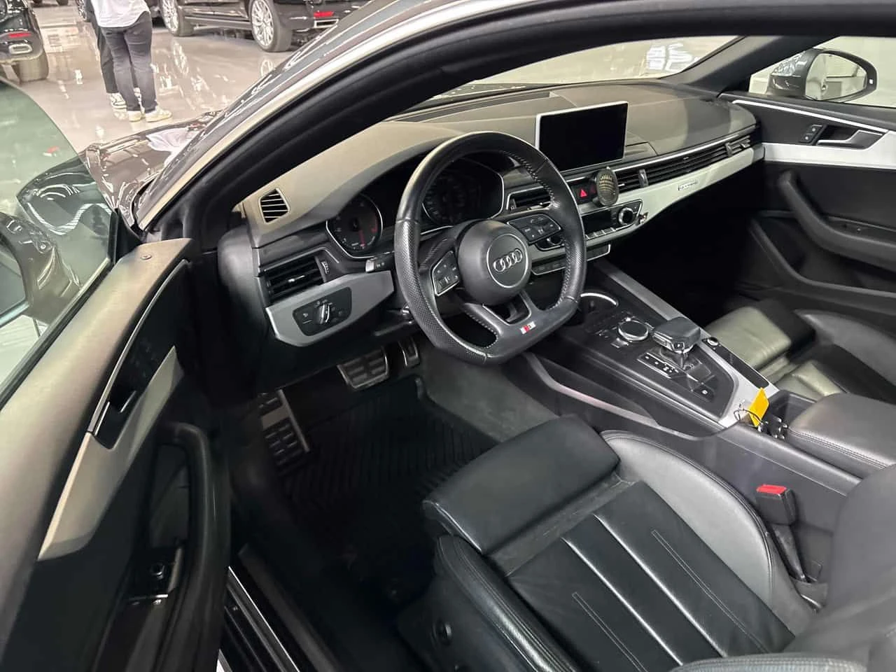 Audi A5 * Progressiv * ЛИЦЕНЗИРАН ДИЛЪР * CARFAX, снимка 5 - Автомобили и джипове - 55579220