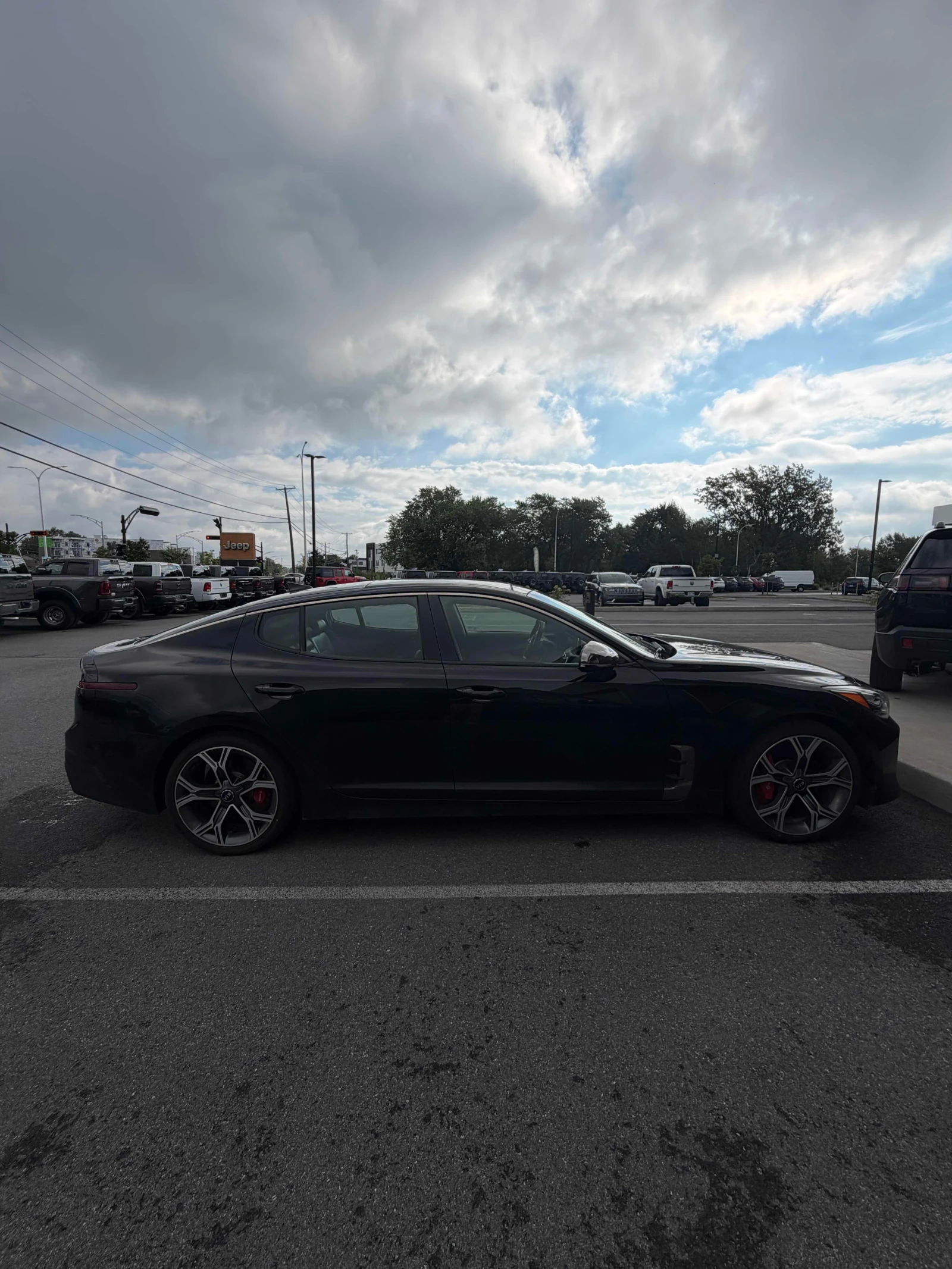 Kia Stinger  GT Limited AWD * CARFAX * БЕЗ ПЪРВОНАЧАЛНА , снимка 3 - Автомобили и джипове - 55858001