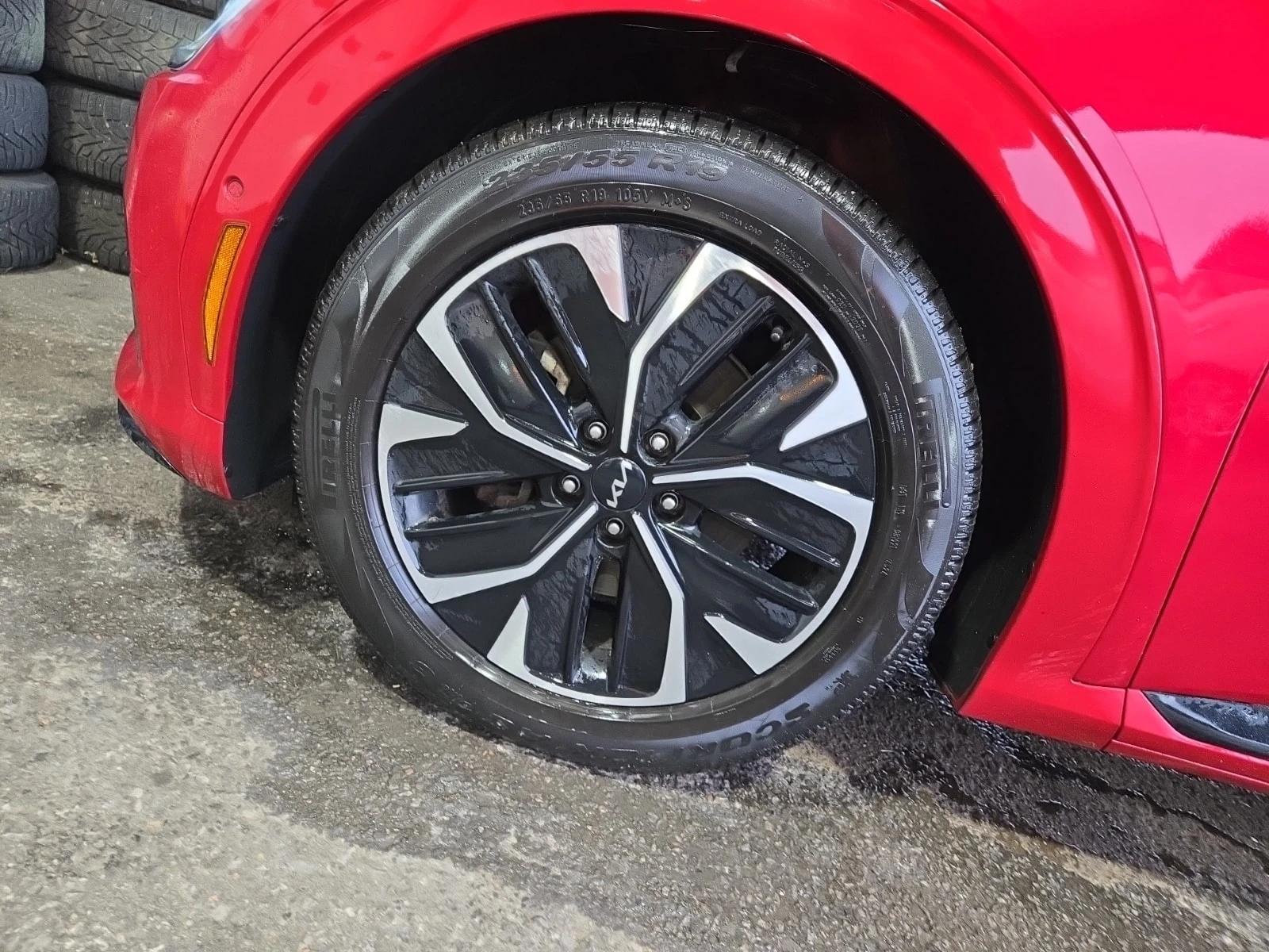 Kia EV6 LONG RANGE W/GT LINE PKG 1/CARFAX/КОЖА/ФИНАНСИРАНЕ, снимка 6 - Автомобили и джипове - 55990421