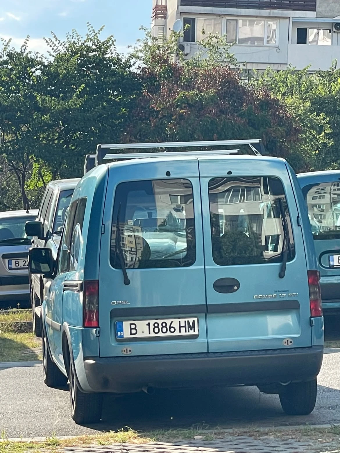 Opel Combo 1.7dti, снимка 4 - Автомобили и джипове - 56045634