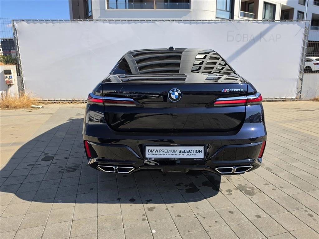 BMW 760 xDrive, снимка 10 - Автомобили и джипове - 56092702