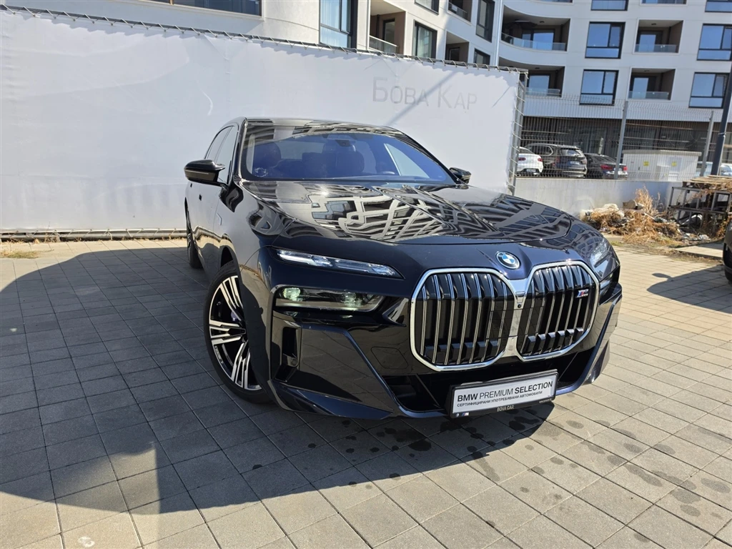 BMW 760 xDrive, снимка 8 - Автомобили и джипове - 56092702