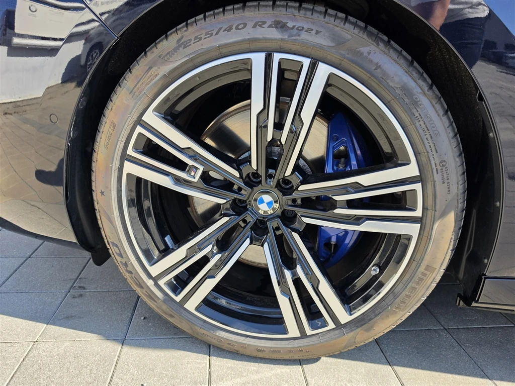 BMW 760 xDrive, снимка 5 - Автомобили и джипове - 56092702