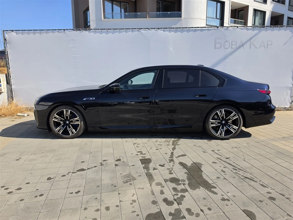 BMW 760 xDrive, снимка 3 - Автомобили и джипове - 56092702