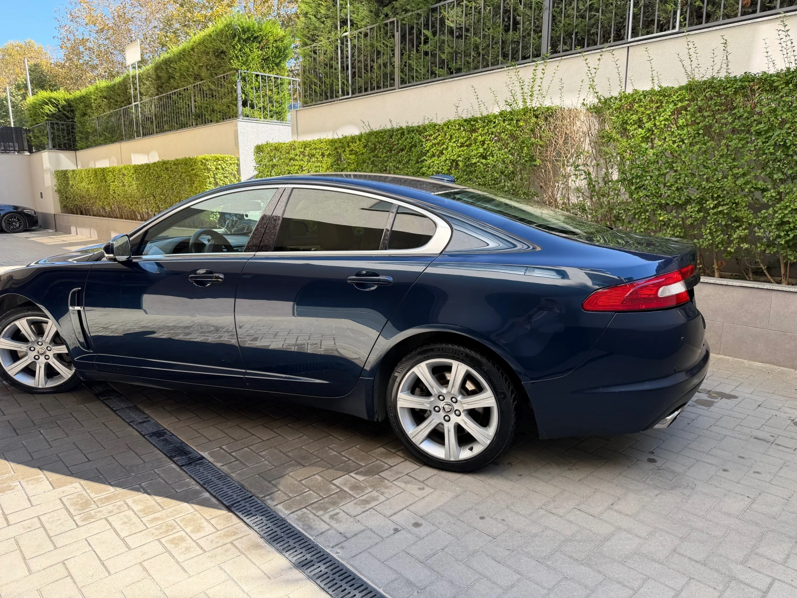 Jaguar Xf Biturbo 3.0, снимка 6 - Автомобили и джипове - 56427258