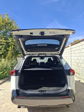 Toyota Rav4 Hybrid 2.5 AWD-i Style от първи собственик | Auto.bg — изображение 8