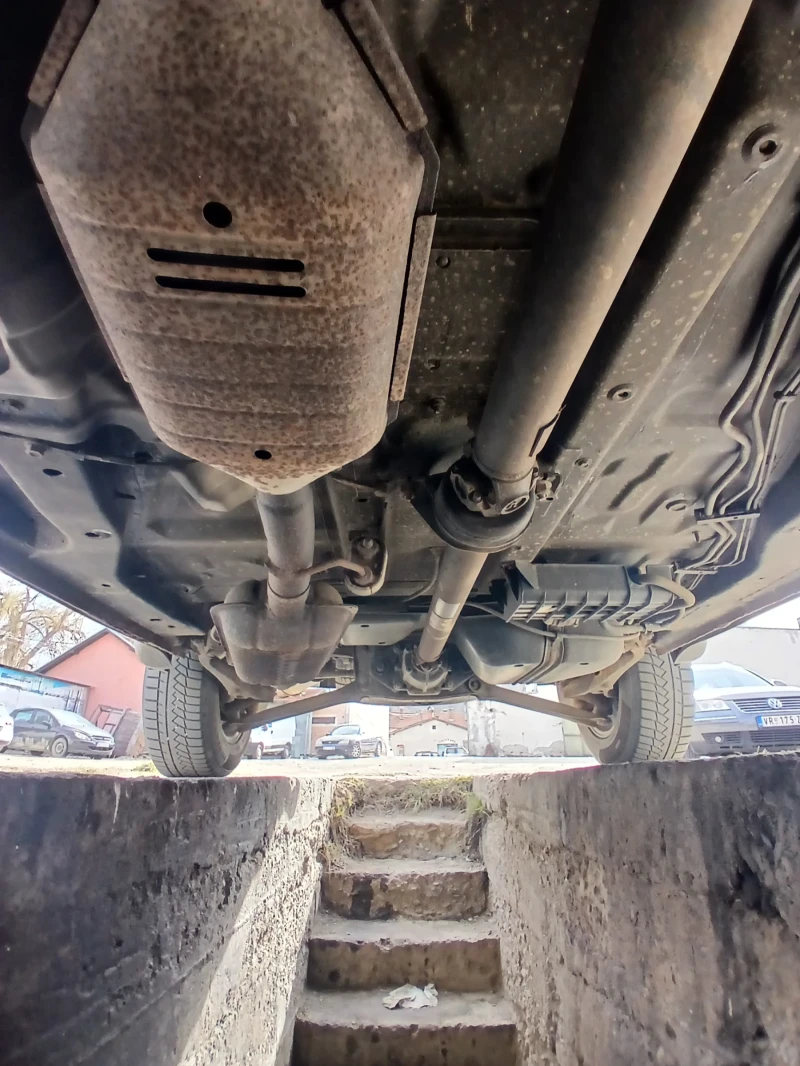 Ford Maverick 2.3i 4x4 Щвейцария ТОП ОФЕРТА!!!, снимка 16 - Автомобили и джипове - 48826453