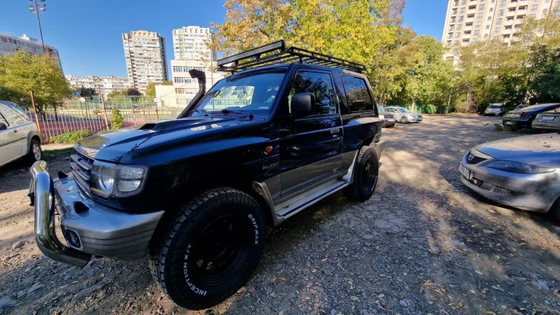 Mitsubishi Pajero, снимка 1 - Автомобили и джипове - 48120594