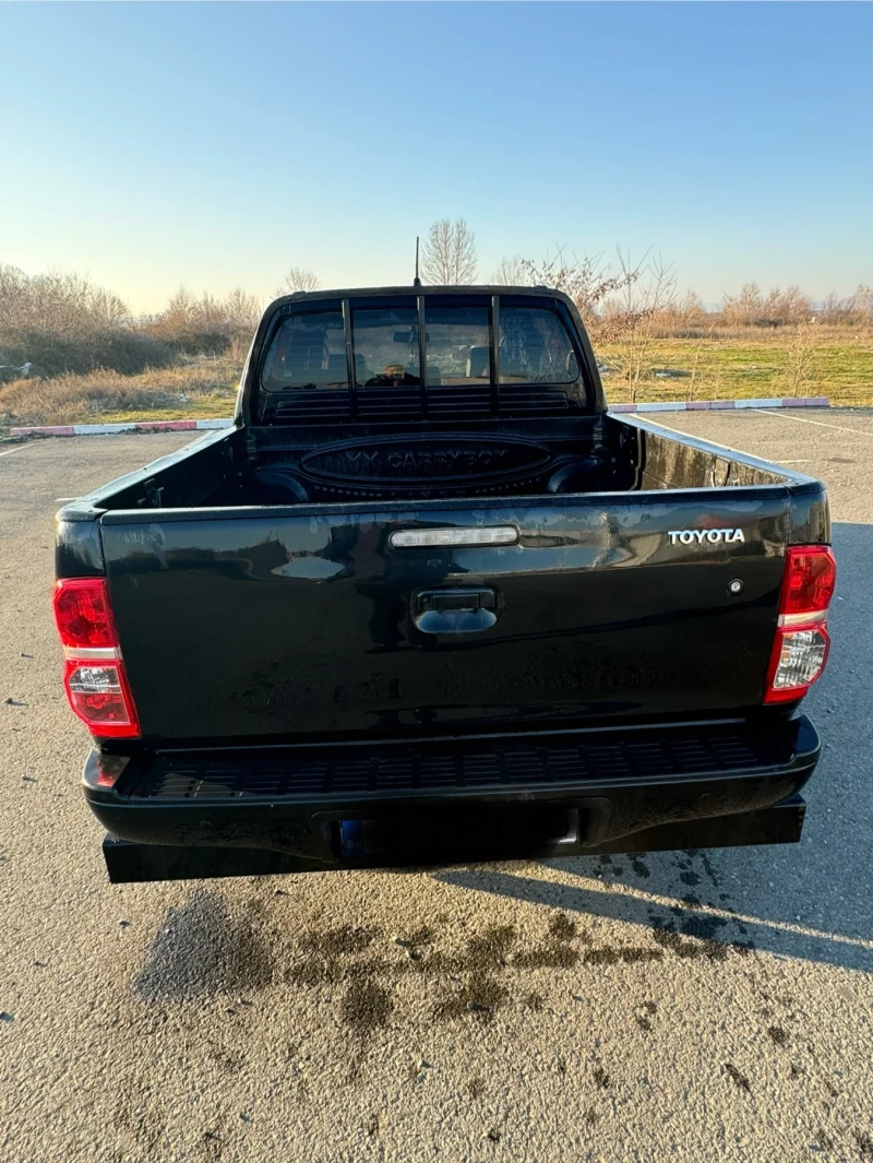 Toyota Hilux, снимка 5 - Автомобили и джипове - 48506539