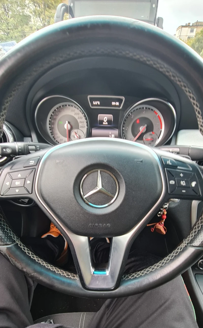 Mercedes-Benz GLA 200 4 Matik 136 hp. 2.2 CDTI, снимка 6 - Автомобили и джипове - 52427279