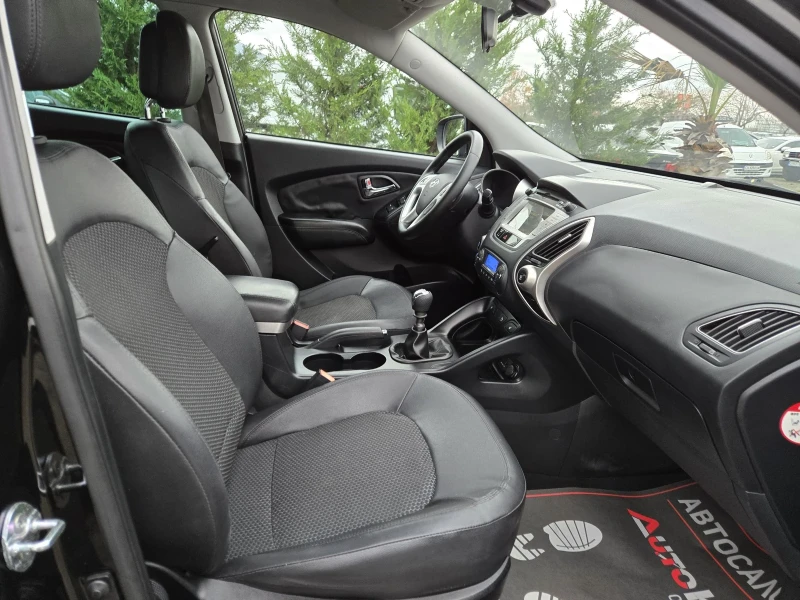 Hyundai IX35 1.7CRDI-116кс= 6СКОРОСТИ= НАВИ= ПОДГРЕВ= KEYLESS, снимка 15 - Автомобили и джипове - 52587733