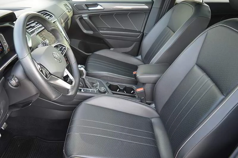 VW Tiguan * Comfortline R Line Black Edition * CARFAX * БЕЗ  - изображение 5