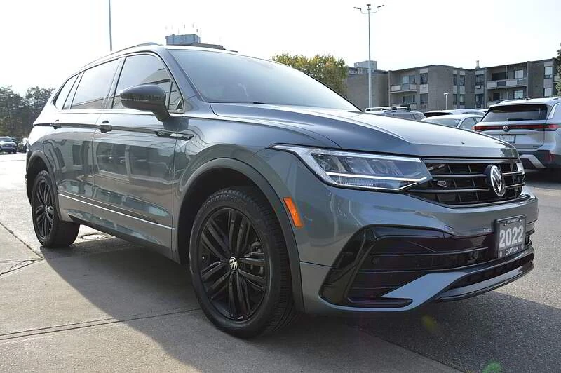 VW Tiguan * Comfortline R Line Black Edition * CARFAX * БЕЗ  - изображение 3