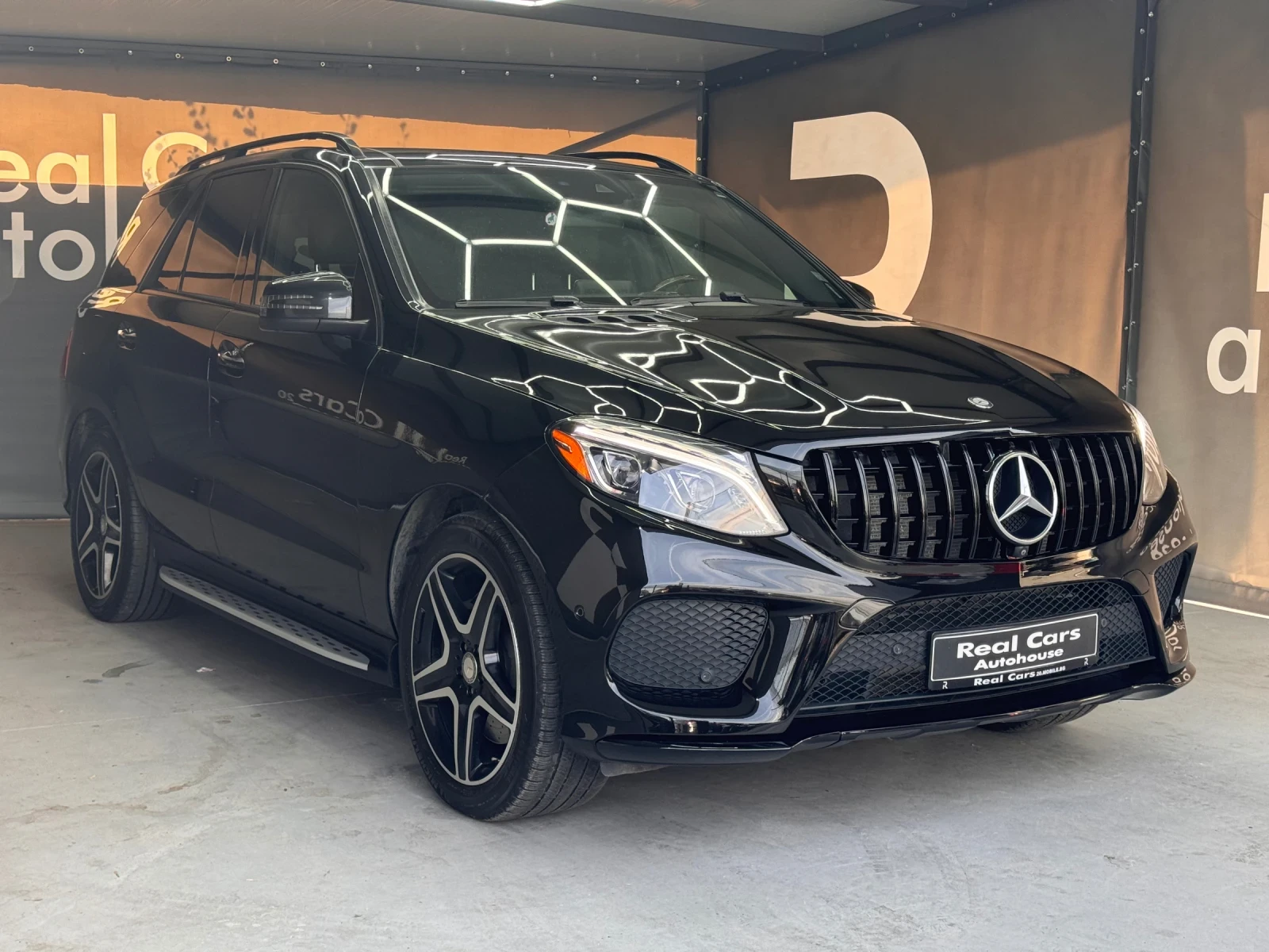 Mercedes-Benz GLE 500 AMG* PANORAMA* KEYLESS* DISTR* HARMAN KARDON - [1] 