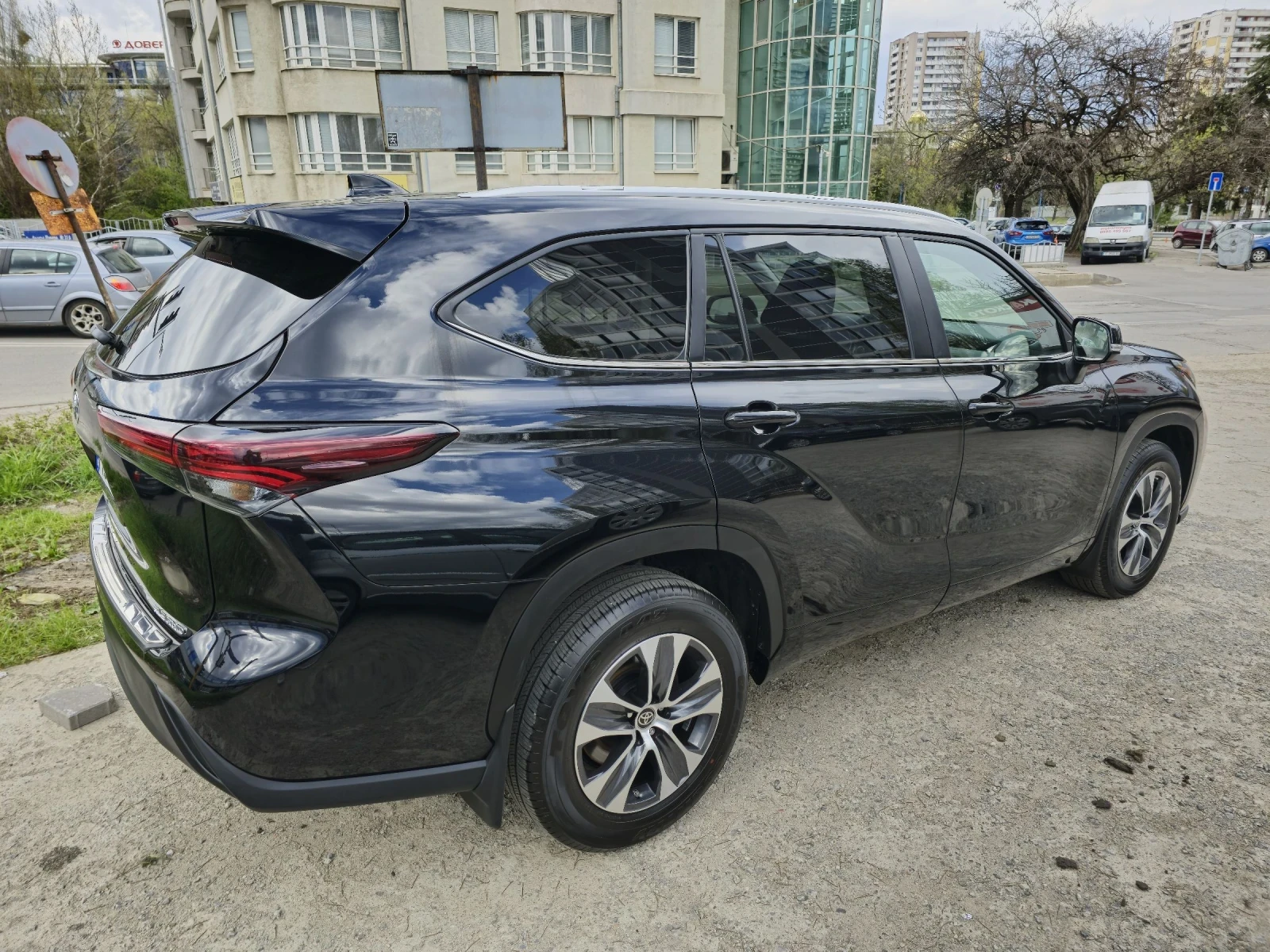 Toyota Highlander AWD 3200km, НОВА - изображение 4