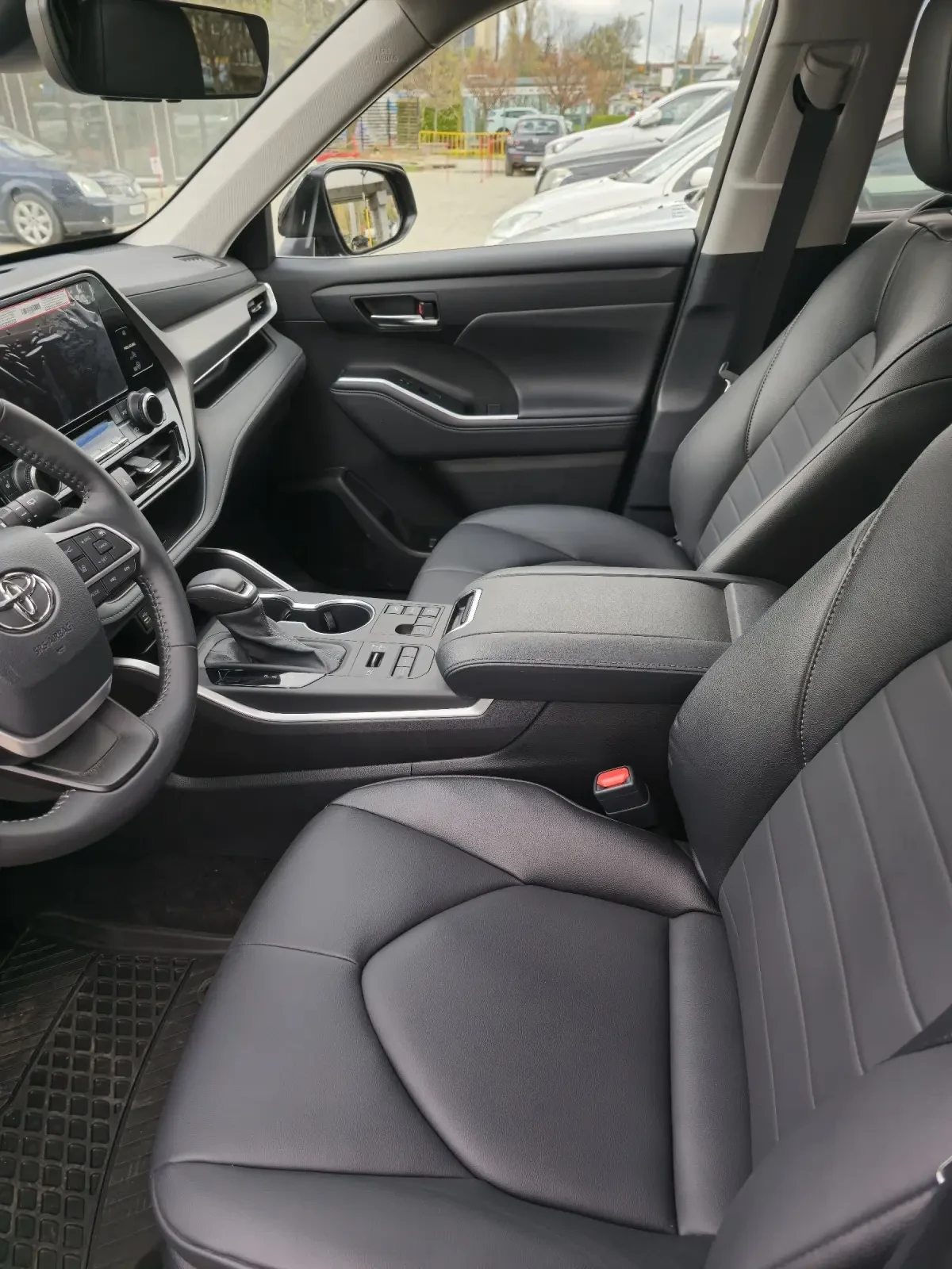 Toyota Highlander AWD 3200km, НОВА - изображение 8