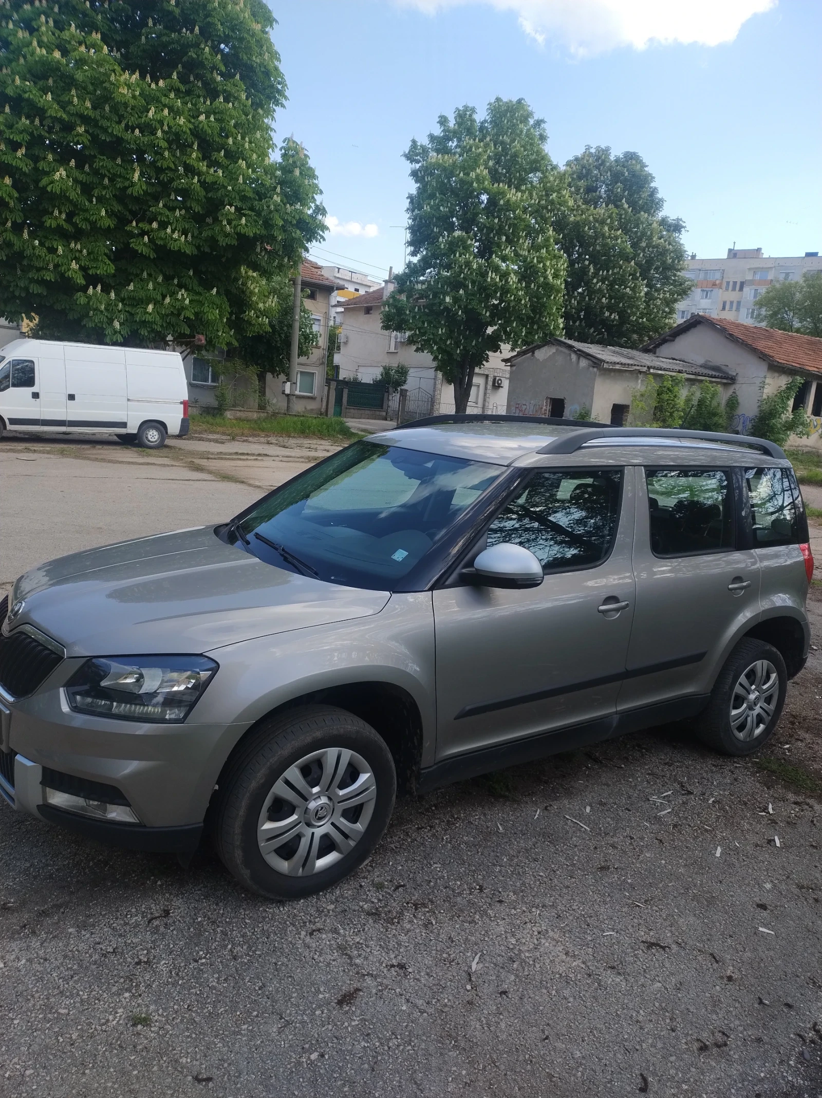 Skoda Yeti 2.0TDI 110 NAVI - изображение 2