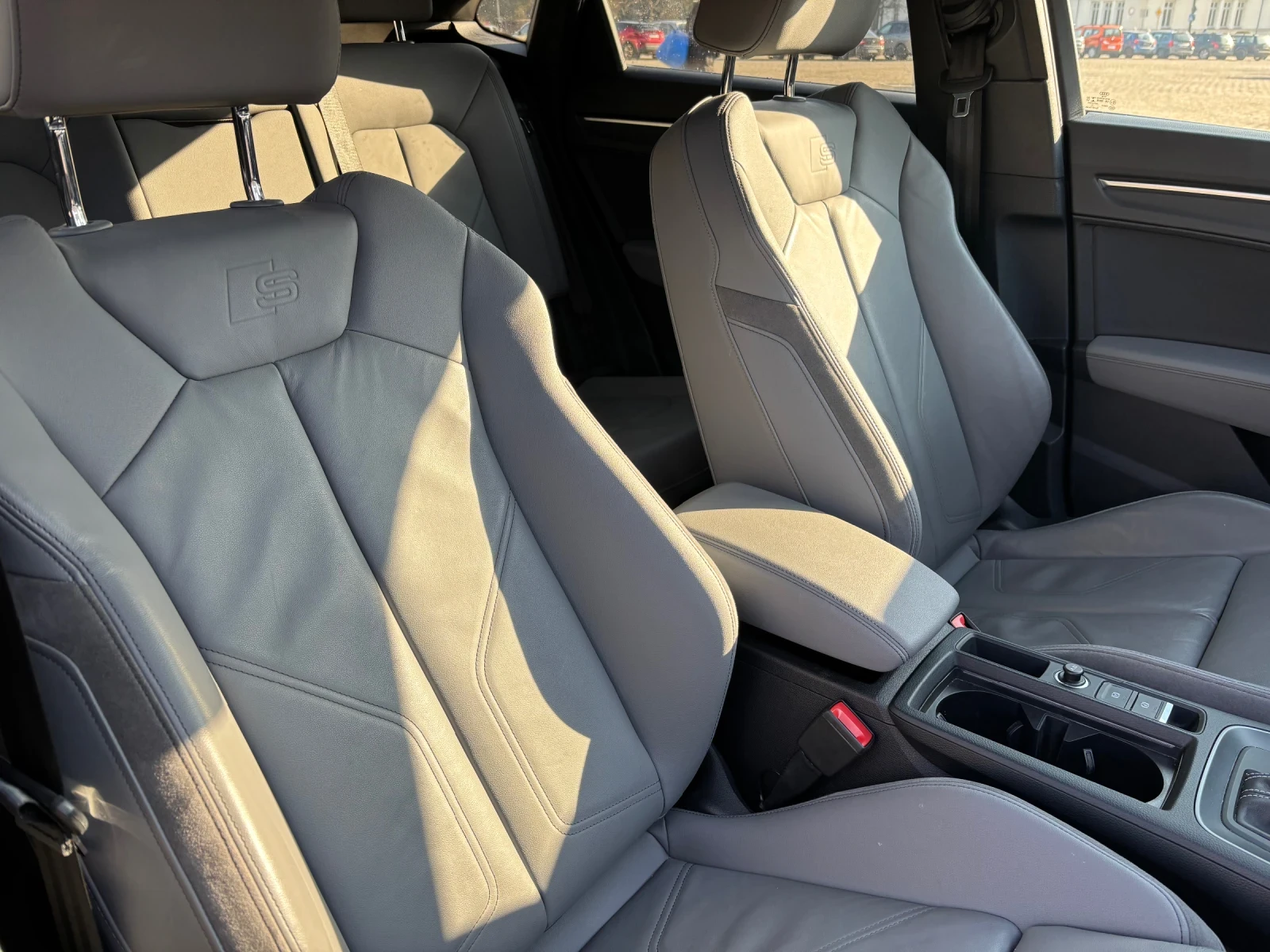 Audi Q3 Sportback S-line* Quattro - изображение 8