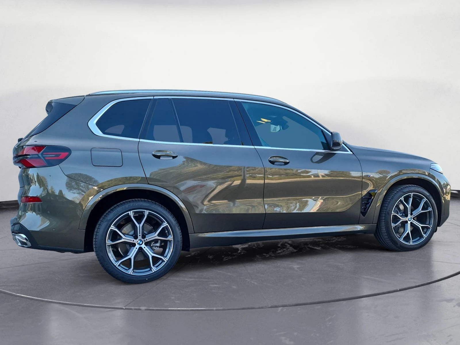 BMW X5 4.0 i XDrive - изображение 4