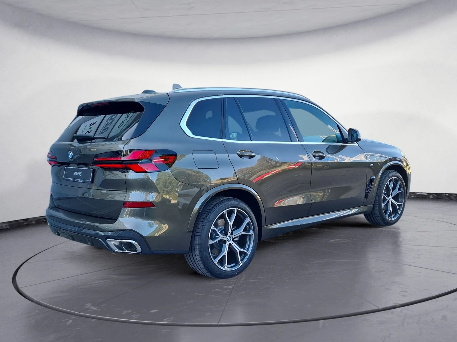 BMW X5 4.0 i XDrive - изображение 5
