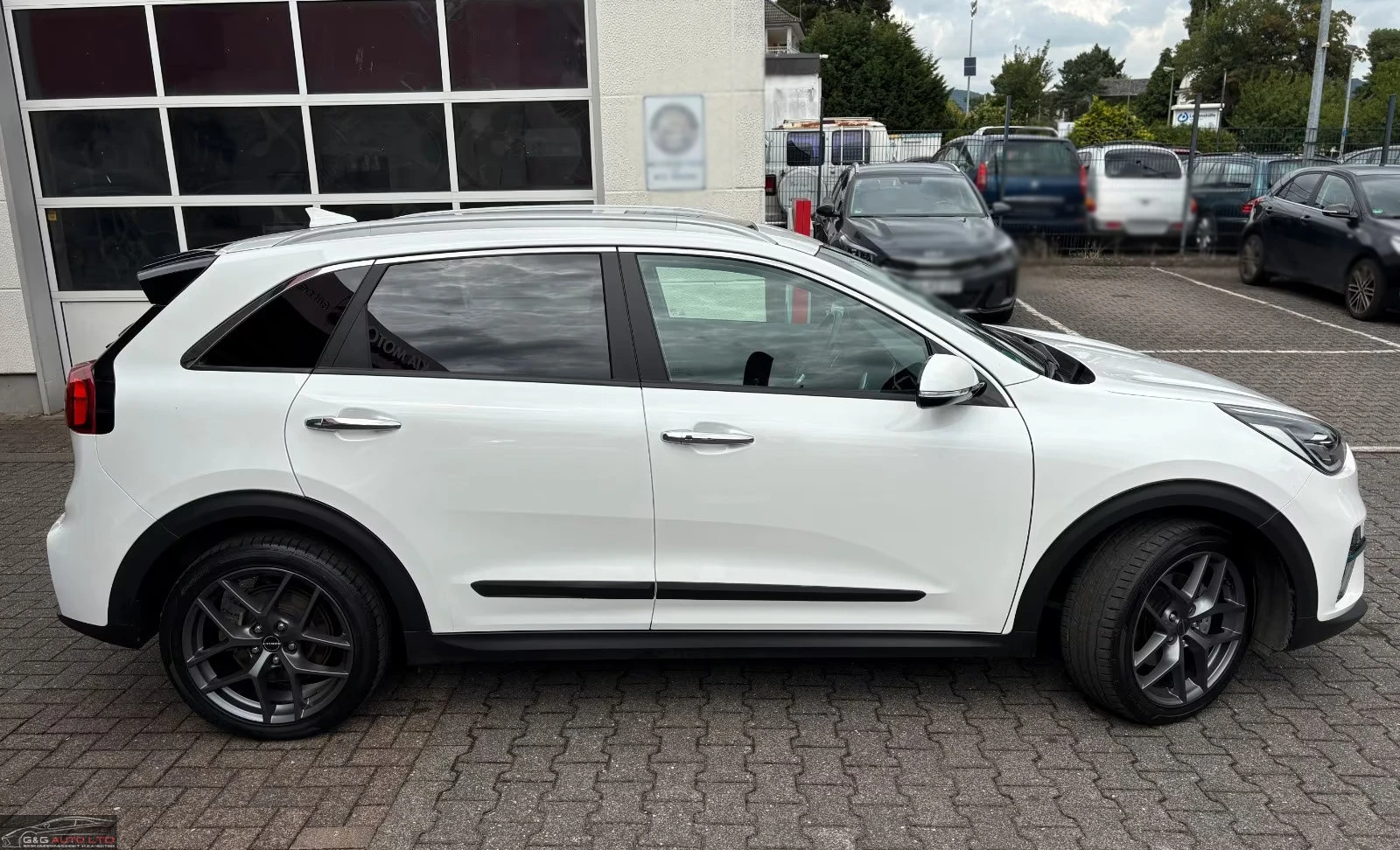 Kia Niro SPIRIT/204HP/NAVI/AMBI/CARPLAY/CAM/KLESS/567f - изображение 4
