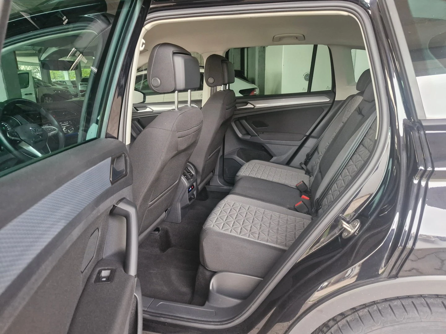 VW Tiguan Life 1.5 TSI OPF DSG | Mobile.bg � ����������� 6