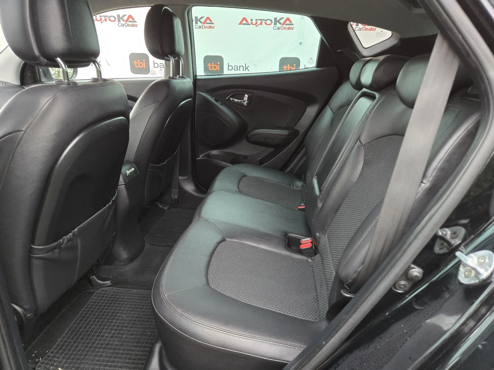 Hyundai IX35 1.7CRDI-116кс= 6СКОРОСТИ= НАВИ= ПОДГРЕВ= KEYLESS - изображение 9