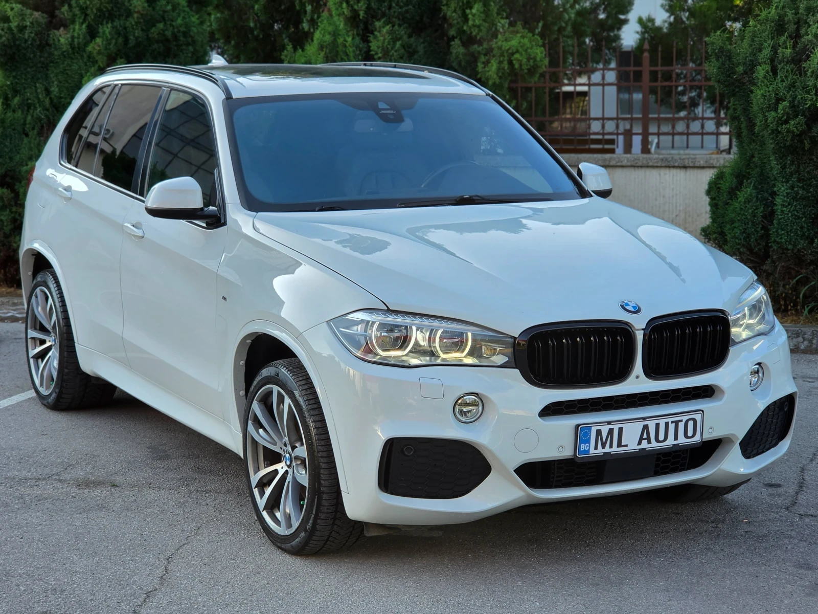BMW X5 3.0D * M-PACK * ПАНОРАМА * КАМЕРИ * EURO 6 * , снимка 7 - Автомобили и джипове - 52669940