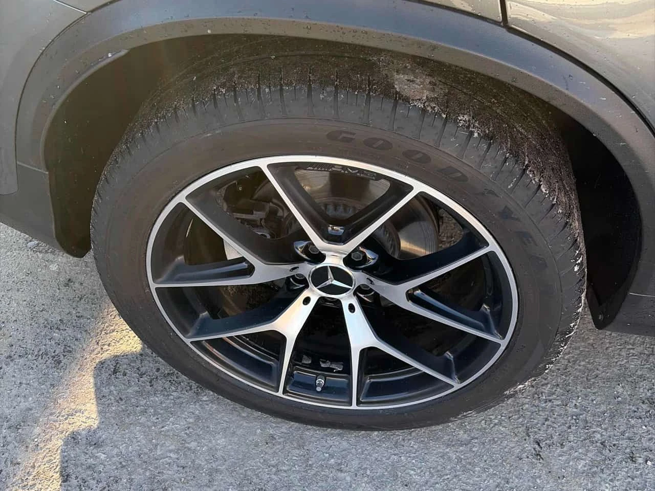 Mercedes-Benz GLC 43 AMG | DISTRONIC| 360| ПОДГРЕВ| CARFAX| АВТОФИНАНСИРАНЕ - изображение 6