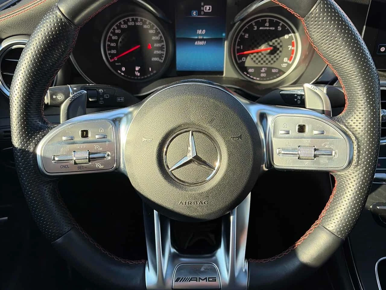 Mercedes-Benz GLC 43 AMG | DISTRONIC| 360| ПОДГРЕВ| CARFAX| АВТОФИНАНСИРАНЕ - изображение 8