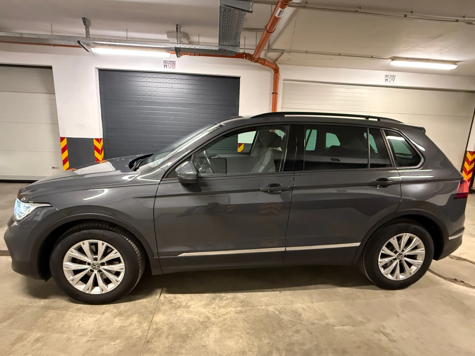 VW Tiguan Facelift, Сервизна история, 117K км, снимка 3 - Автомобили и джипове - 53924958