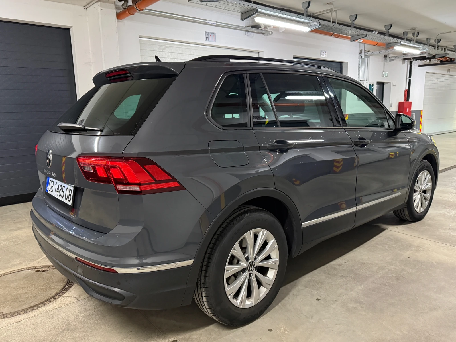 VW Tiguan Facelift, Сервизна история, 117K км, снимка 6 - Автомобили и джипове - 53924958
