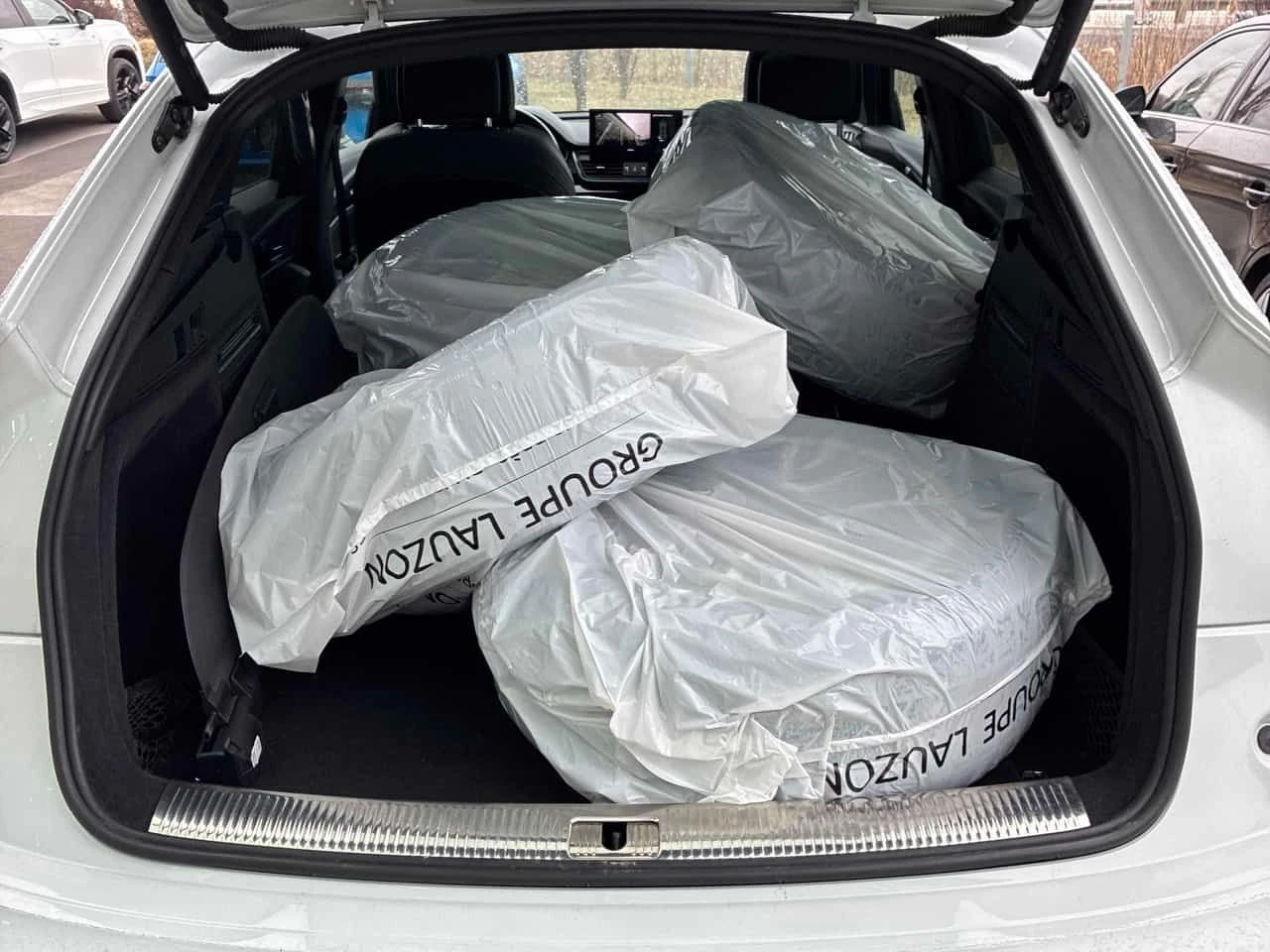 Audi Q5 * Progressiv * S-line* DISTRONIC* MATRIX* , снимка 11 - Автомобили и джипове - 54161041