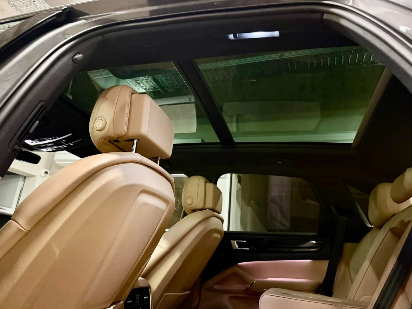 Porsche Cayenne Налична София, снимка 7 - Автомобили и джипове - 54614686