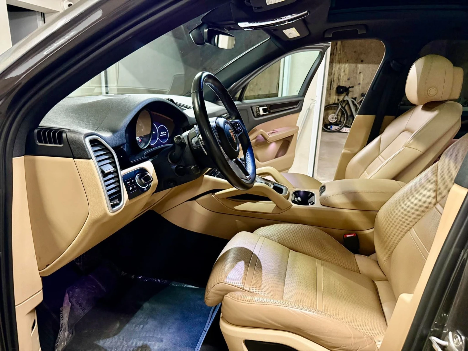 Porsche Cayenne Налична София, снимка 9 - Автомобили и джипове - 54614686