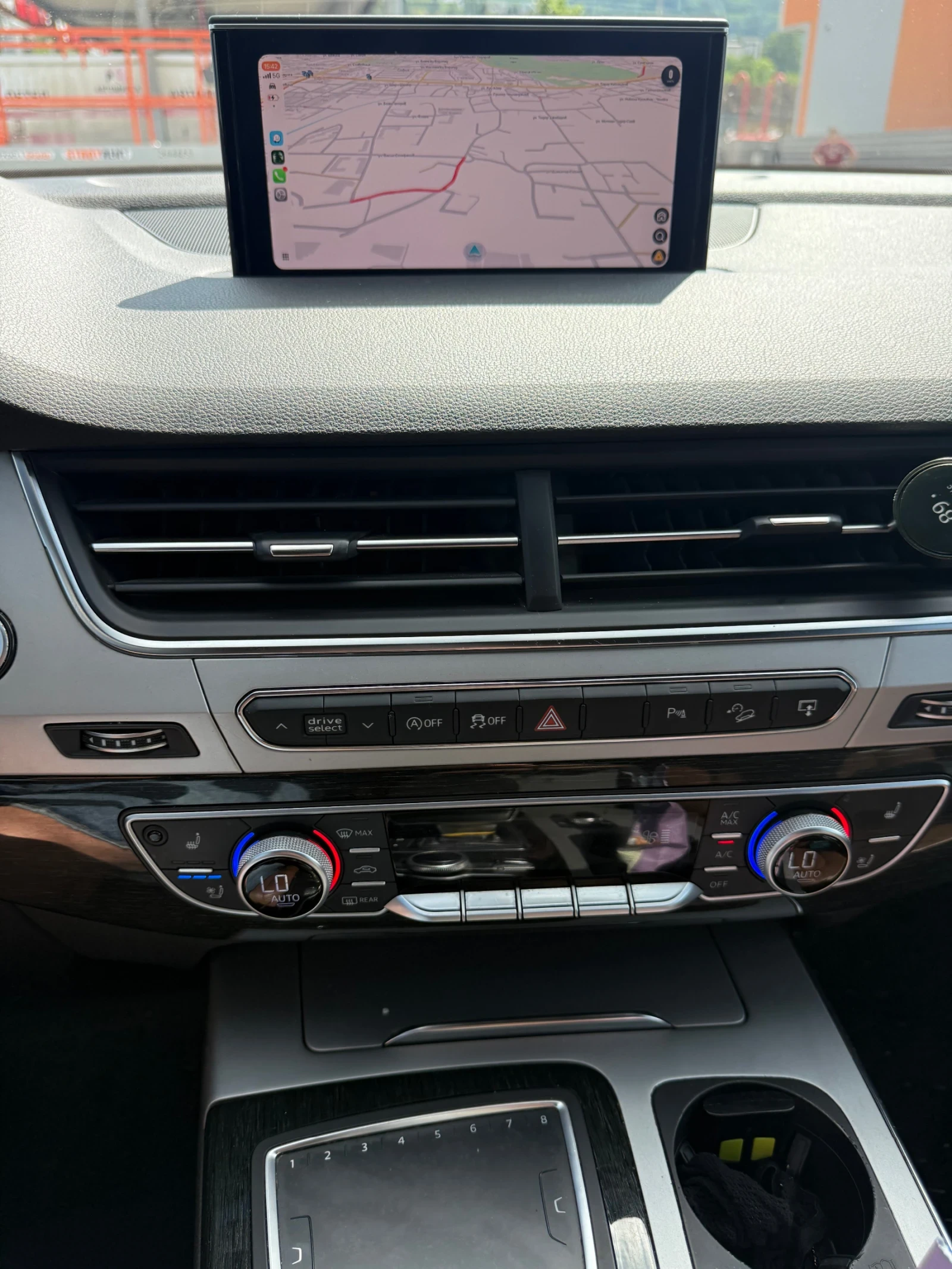 Audi Q7, снимка 12 - Автомобили и джипове - 54679318