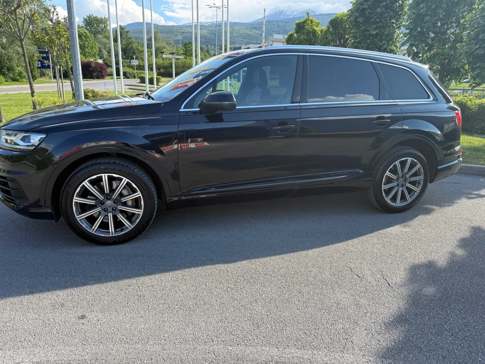 Audi Q7, снимка 2 - Автомобили и джипове - 54679318