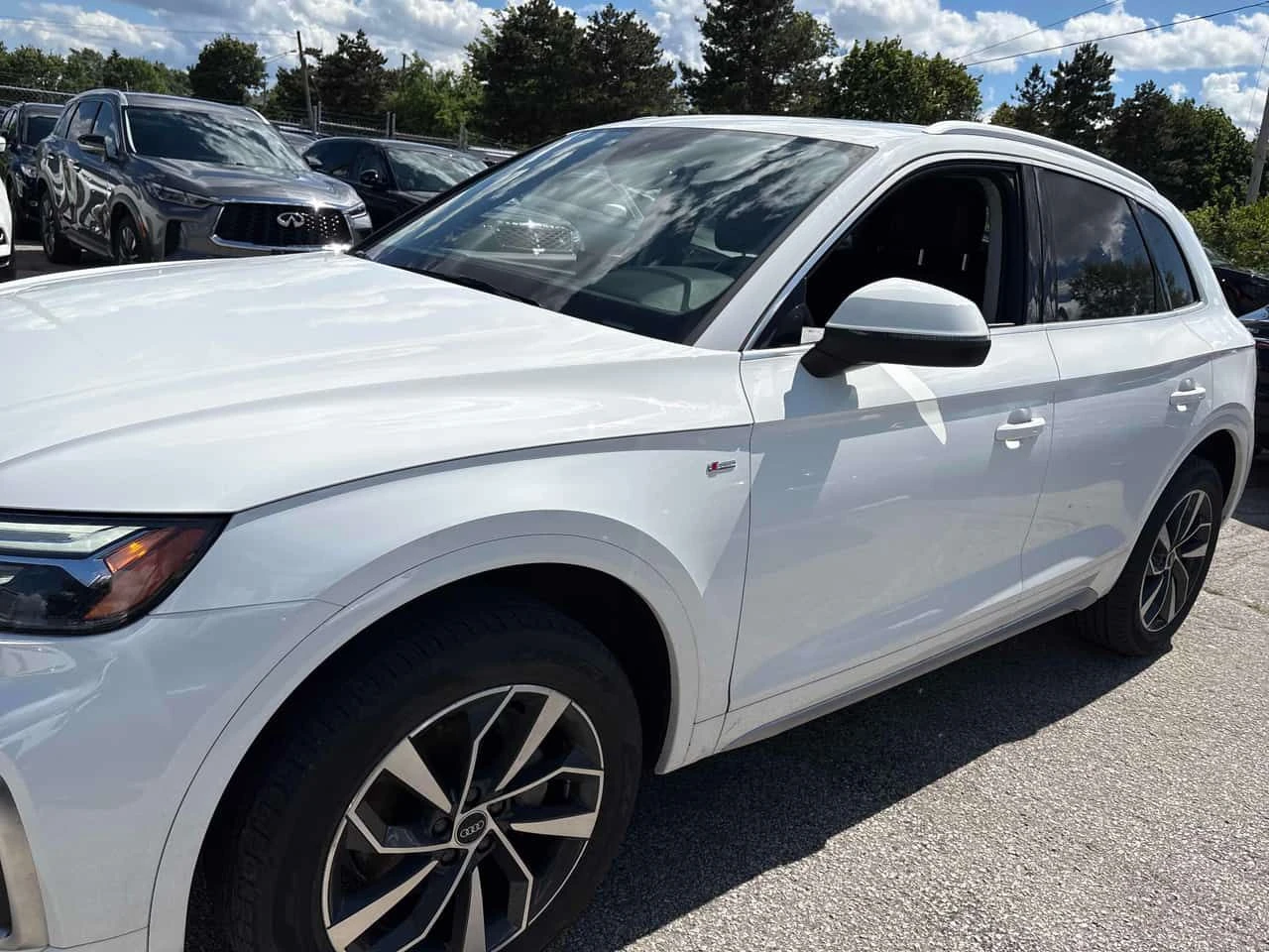 Audi Q5  Progressiv / CARFAX / АВТОКРЕДИТ , снимка 2 - Автомобили и джипове - 55026622