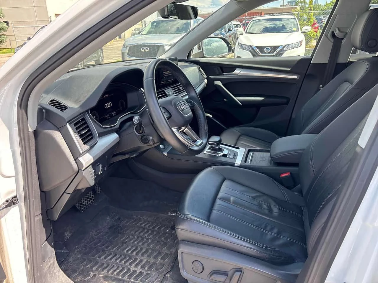 Audi Q5  Progressiv / CARFAX / АВТОКРЕДИТ , снимка 5 - Автомобили и джипове - 55026622