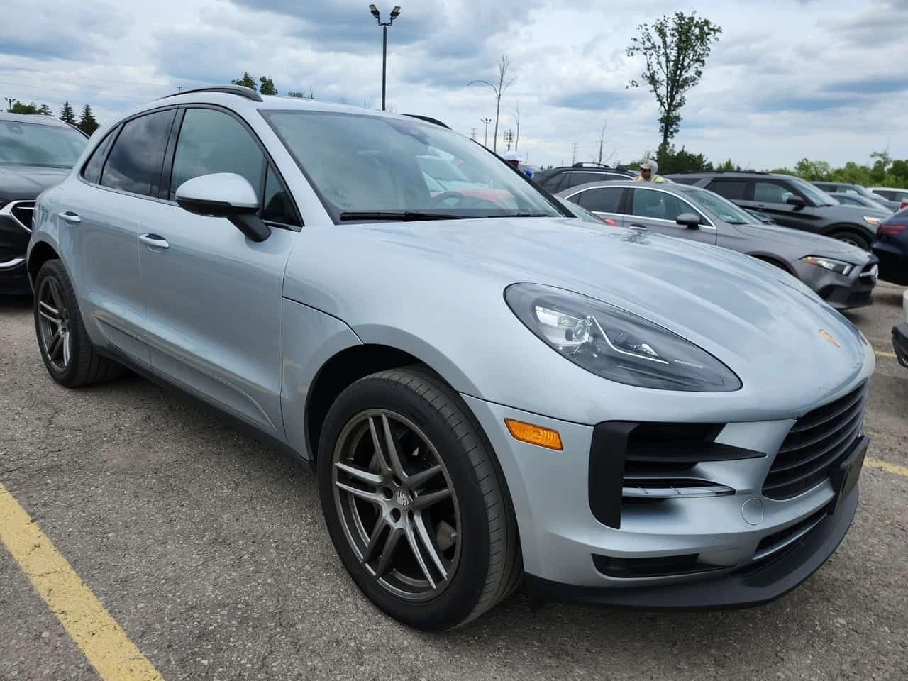 Porsche Macan S | CARFAX | БЕЗ ПЪРВОНАЧАЛНА ВНОСКА, снимка 2 - Автомобили и джипове - 55094375