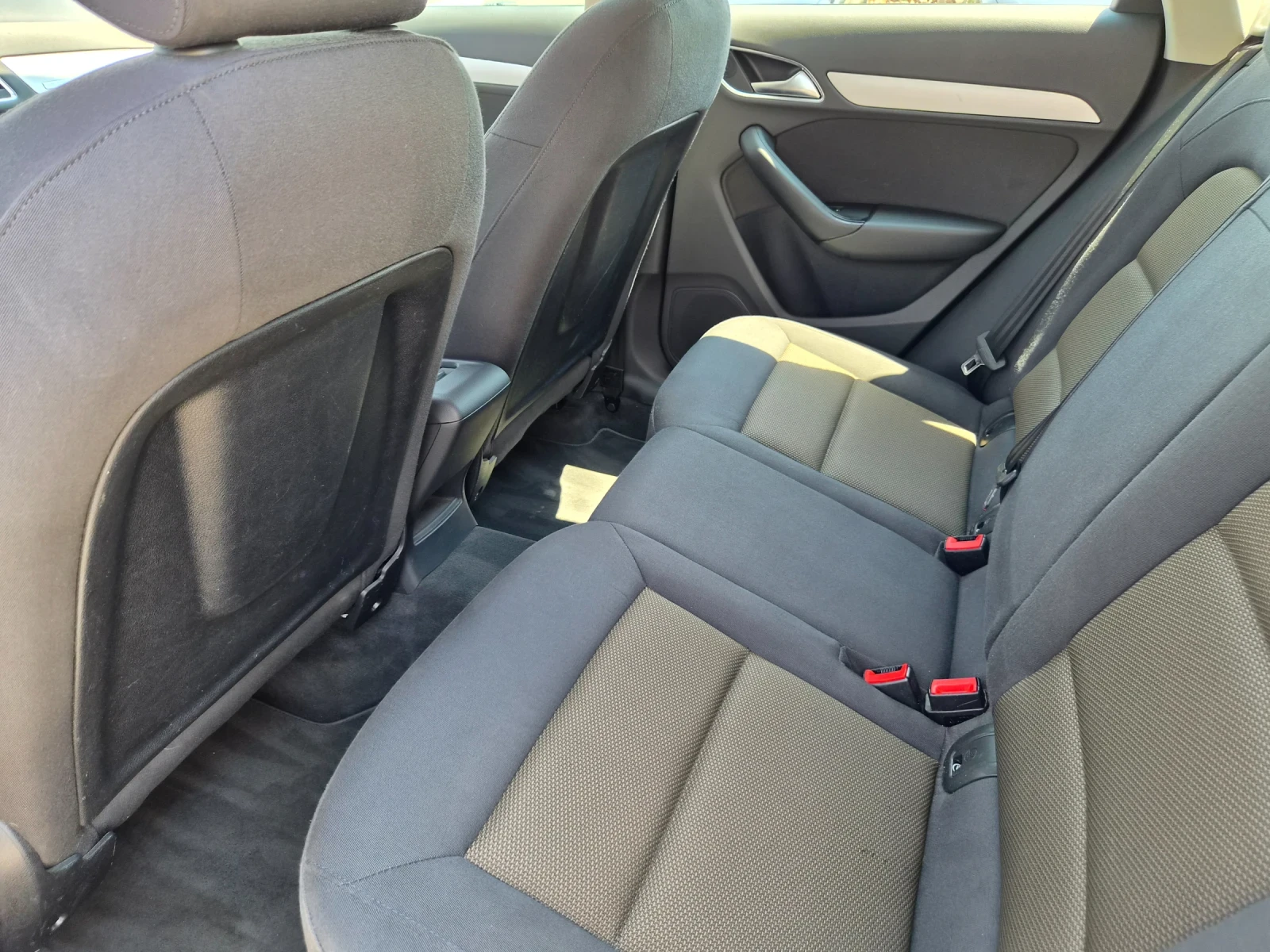 Audi Q3, снимка 7 - Автомобили и джипове - 55332066