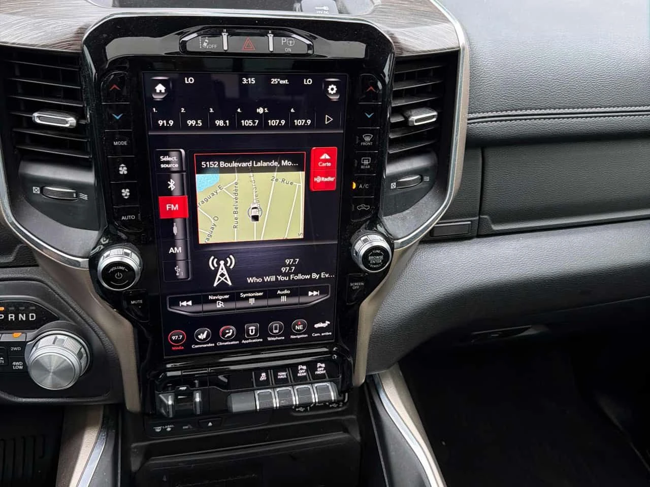 Dodge RAM 1500 * Laramie * АВТОКРЕДИТ БЕЗ ПЪРВОНАЧАЛНА ВНОСКА* , снимка 9 - Автомобили и джипове - 55511560