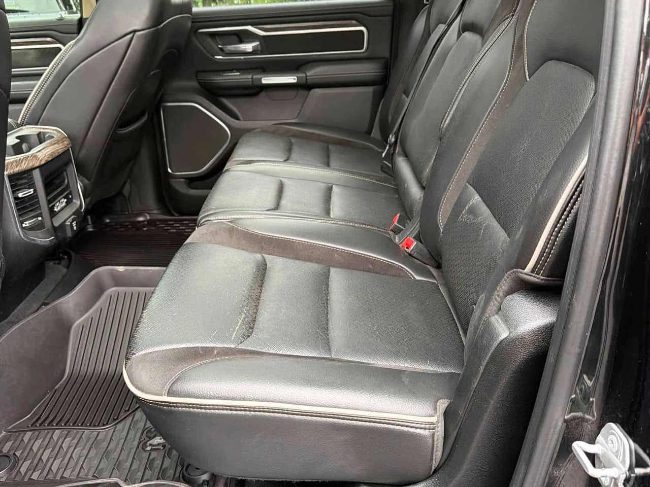 Dodge RAM 1500 * Laramie * АВТОКРЕДИТ БЕЗ ПЪРВОНАЧАЛНА ВНОСКА* , снимка 12 - Автомобили и джипове - 55511560