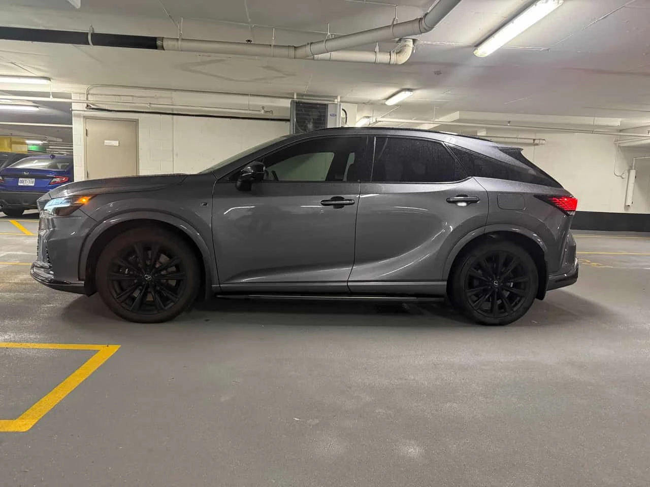 Lexus RX 500h  CARFAX, снимка 2 - Автомобили и джипове - 55538781