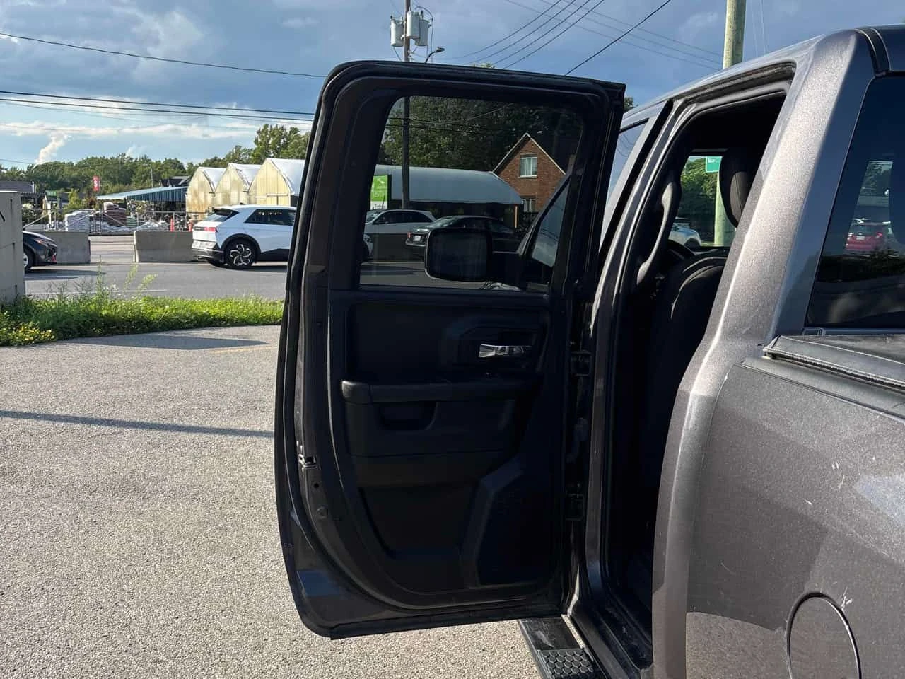 Dodge RAM 1500 Warlock| ПОДГРЕВИ| NAVI| KEYLESS| , снимка 17 - Автомобили и джипове - 55639467